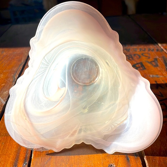 LAVORAZIONE ARTE MURANO PINK
DESIGNED SWIRL GLASS VASE - Picture 3 of 4